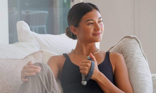 Girl-use-bobi-breathing-device-1